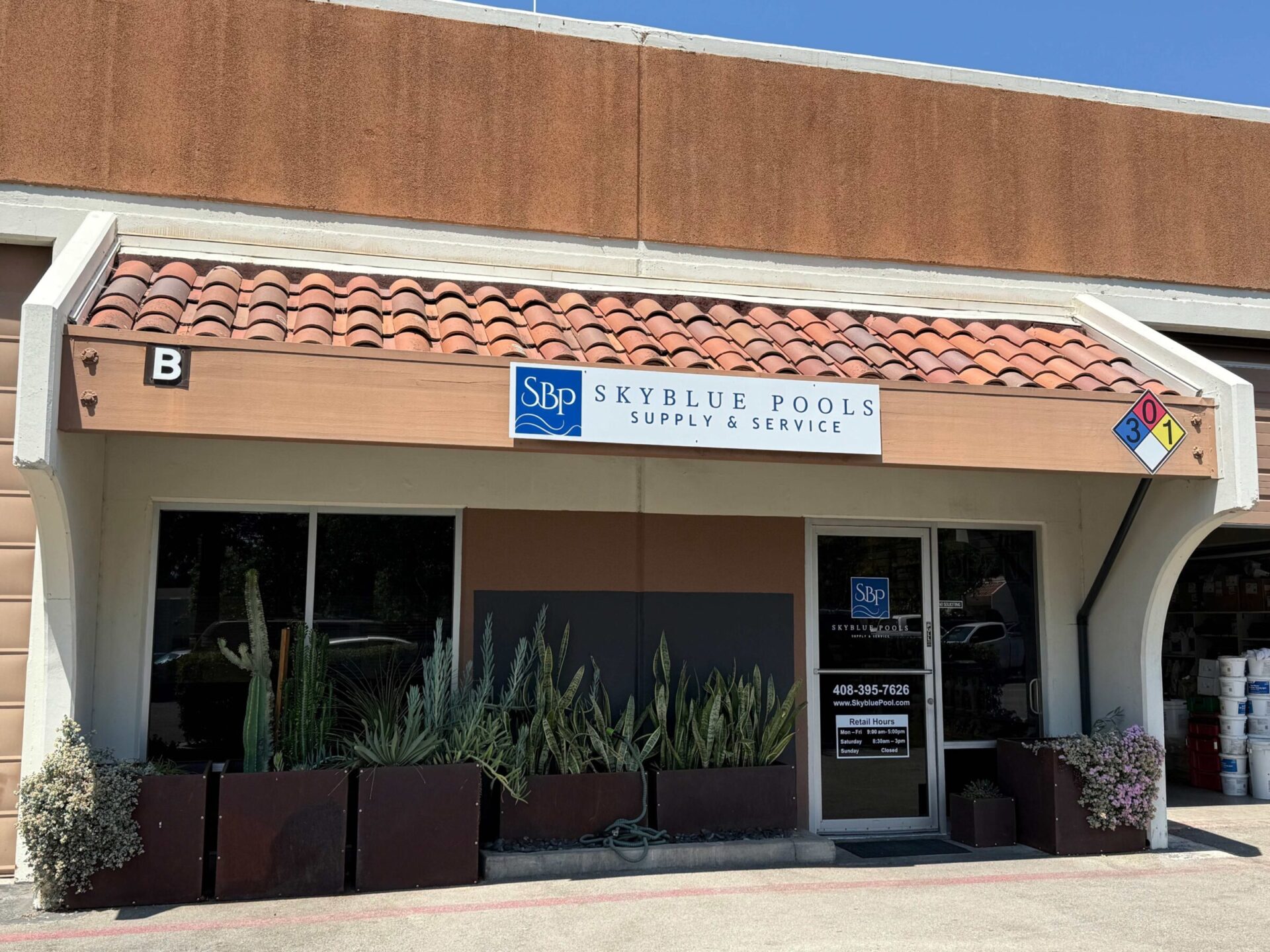 Pool Store 2